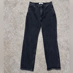 Abercrombie & Fitch - Ultra High Rise - Curve Love - The Ankle Straight Jeans